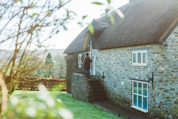 The Barn - Holiday homes with Pet Rooms in Totnes