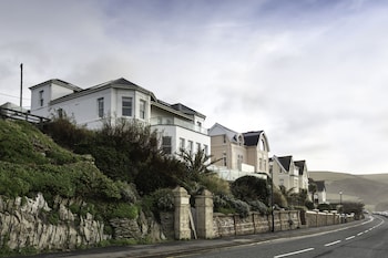 Ocean Lookout Luxury Beach Apartment - Apartments with Pet Rooms in Woolacombe