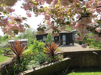 Orchard Barn - 2 Bedrooms - Holiday homes with Pet Rooms in Norwich