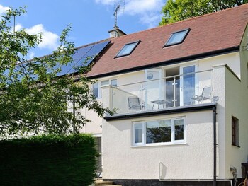 Stunning 2 Bed Cottage - Cottages with Pet Friendly Rooms in Crediton