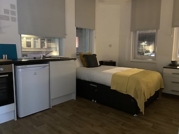 Ps Apartments - Apartments with Pet Friendly Rooms in Southampton