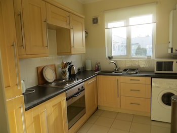 Sandy Shores . Ground Floor Apartment - Apartments with Pet Friendly Rooms in Hunstanton