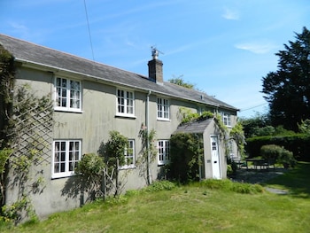 River Cottage A Country Retreat In Wooded Gardens - Cottages with Pet Friendly Rooms in Wareham