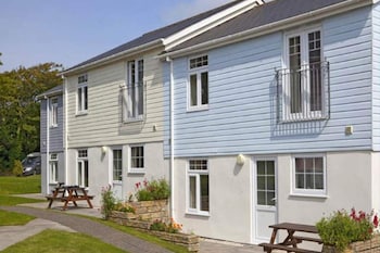 Atlantic Lodge - Holiday homes with Pet Rooms in Newquay