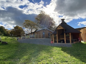 Newlands Farm Stables - Cabins & lodges with Pet Rooms in Kendal