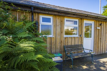 The Little Bunk House - Holiday homes with Pet Rooms in Oswestry