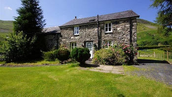 Pant - Cottages with Pet Rooms in Machynlleth