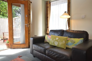 Old Manor House Pig Barn - Holiday homes with Pet Friendly Rooms in Seaford