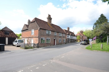 May's House - Cottages with Pet Rooms in Uckfield