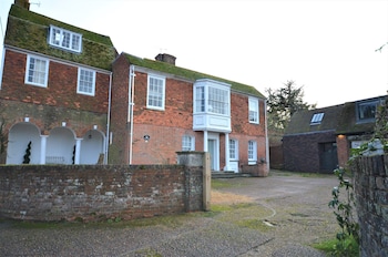 Whitefriars - Cottages with Pet Rooms in Rye