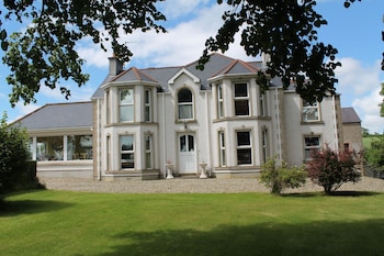 Ballyhargan Farm House B Amp B - B&Bs with Pet Friendly Rooms in Londonderry