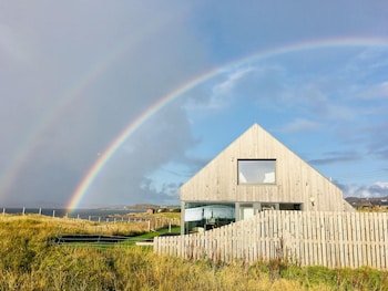 Luxury Coastal Retreat With Stunning Views - Holiday homes with Pet Rooms in Achnasheen