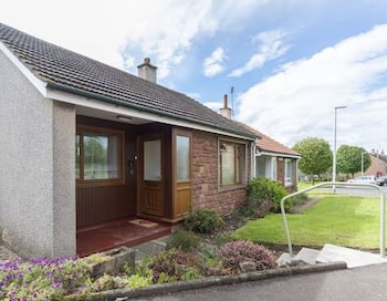 Sunnyside Cottage 5 Mins To St Andrews - Apartments with Pet Rooms in St. Andrews