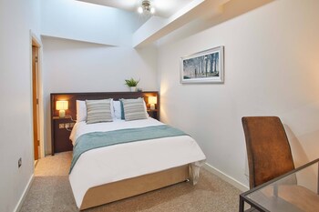 No.7 Regent House - Apartments with Pet Rooms in Harrogate