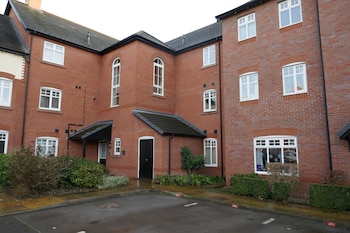 Family Friendly Apartment In Nantwich With Free Wifi & Netflix - Apartments with Pet Rooms in Nantwich