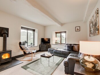 Provincial Holiday Home At Elterwater Near River Brathay - Holiday homes with Pet Rooms in Ambleside