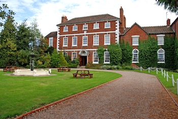 Park House Hotel - Hotels with Pet Rooms in Shifnal