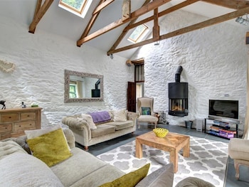 Bright Holiday Home In Saint Kew With Fireplace - Holiday homes with Pet Rooms in Bodmin