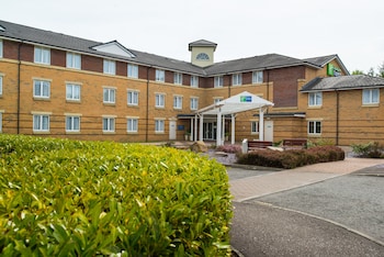 Holiday Inn Express Stirling, An Ihg Hotel - Hotels with Pet Rooms in Stirling