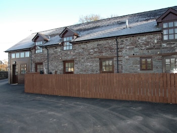 Rural And Comfortable Home Surrounded By The Nature Of Brecon - Holiday homes with Pet Rooms in Brecon