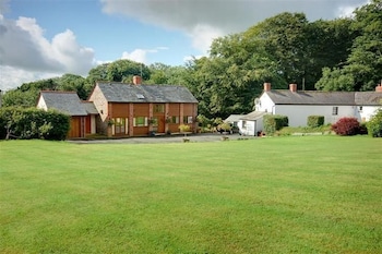 Spacious Holiday Home In Bradworthy With Garden - Holiday homes with Pet Rooms in Holsworthy