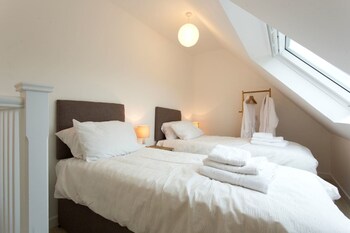 Remarkable 2-bed Apartment In Culross - Apartments with Pet Rooms in Dunfermline