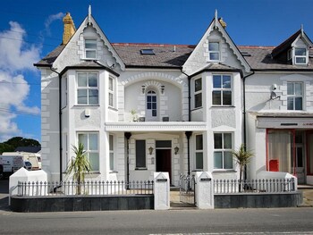 Modern Apartment In Llanbedrog Britain Near Beach - Apartments with Pet Rooms in Pwllheli