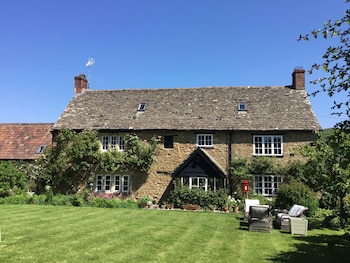 Forthay Bed And Breakfast - B&Bs with Pet Rooms in Dursley