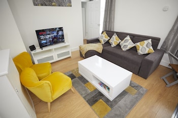 Lovely 2 Bedroom Apartment On Shirley Road In Southampton With Free Parking - Apartments with Pet Rooms in Southampton