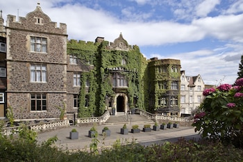 The Abbey Great Malvern - Hotels with Pet Rooms in Malvern