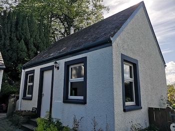 Private Cottage Bothy Near Loch Lomond & Stirling - Holiday homes with Pet Rooms in Stirling