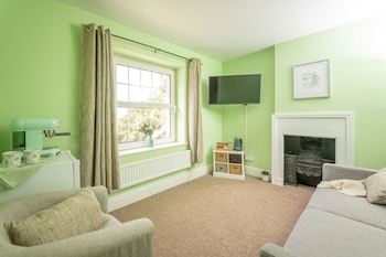 Rising Sun Pub, Restaurant And Room - B&Bs with Pet Rooms in Chippenham