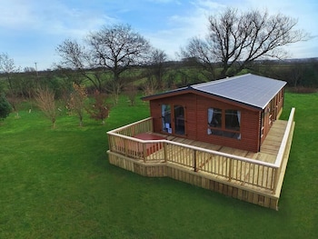 Tulip Lodge-green & Peace In Nature - Cabins & lodges with Pet Rooms in Malton