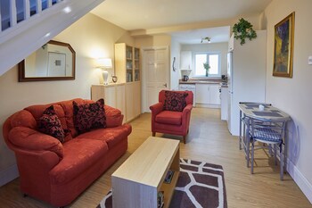 The Limes - Apartments with Pet Friendly Rooms in Harrogate