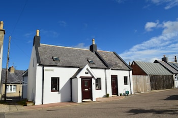 4 Bed Cottage In Portknockie  Near Cullen  Moray - Cottages with Pet Friendly Rooms in Buckie