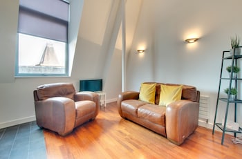 City Centre Loft Apartment - Apartments with Pet Rooms in Newcastle-upon-Tyne