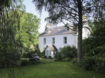 Kirkmichael House B Amp B - B&Bs with Pet Friendly Rooms in Blairgowrie