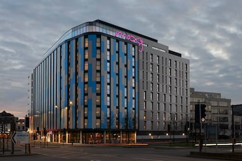 Moxy Slough - Hotels with Pet Rooms in Slough