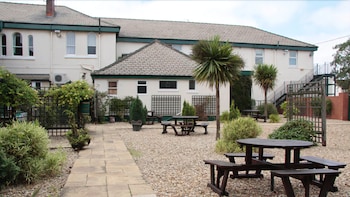 Wortley House Hotel - Hotels with Pet Rooms in Scunthorpe