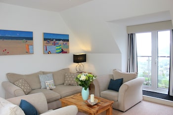 The Lookout At Lauriston - Apartments with Pet Rooms in Dartmouth