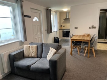 Beautiful 2-bed Apartment In Ilfracombe - Apartments with Pet Rooms in Ilfracombe