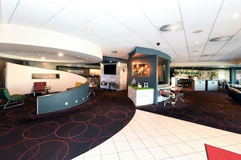 Novotel Milton Keynes - Hotels with Pet Rooms in Milton Keynes