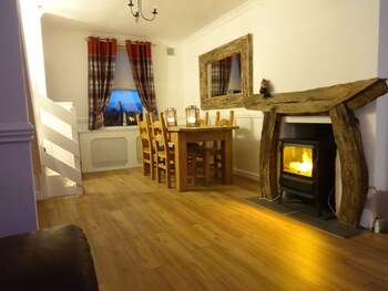 Sea View Cottage Lake District Coast - Cottages with Pet Rooms in Millom