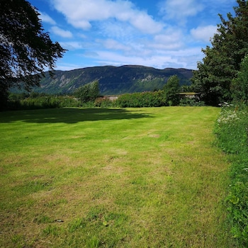 Darris Farmhouse - Holiday homes with Pet Rooms in Inverness