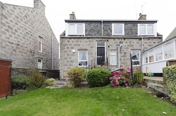 City Apartment With Rural Charm - Apartments with Pet Rooms in Aberdeen