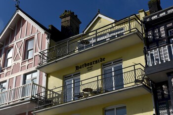 Harbourside 2 In Dartmouth - Apartments with Pet Rooms in Dartmouth