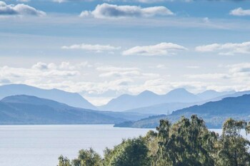 Loch Rannoch Highland Club Lochside 1 Lodge - Holiday homes with Pet Friendly Rooms in Pitlochry