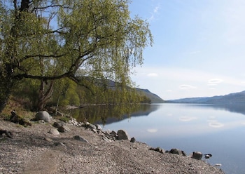 Loch Rannoch Highland Club Lochside Lodge 8 - Holiday homes with Pet Friendly Rooms in Pitlochry