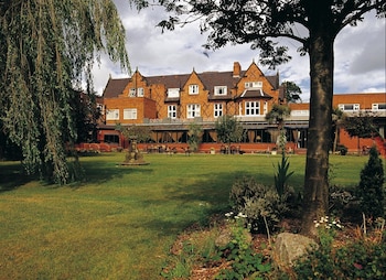 Brook Mollington Banastre Hotel And Spa - Hotels with Pet Rooms in Chester