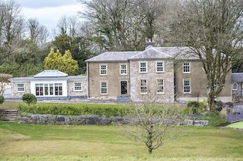 Cilrhiw Country House - Narberth - Holiday homes with Pet Rooms in Narberth